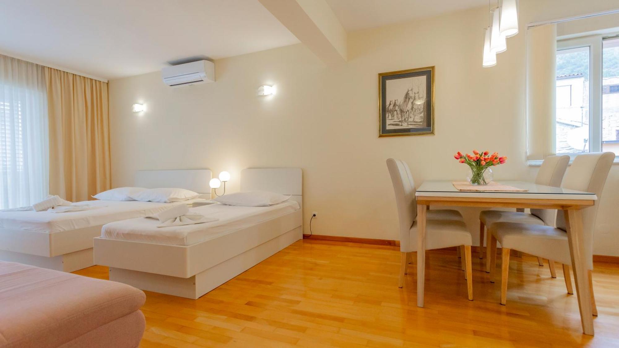 Baska Voda Apartments - Steps From The Beach, Free Parking, Central Location Baška Voda Exterior foto