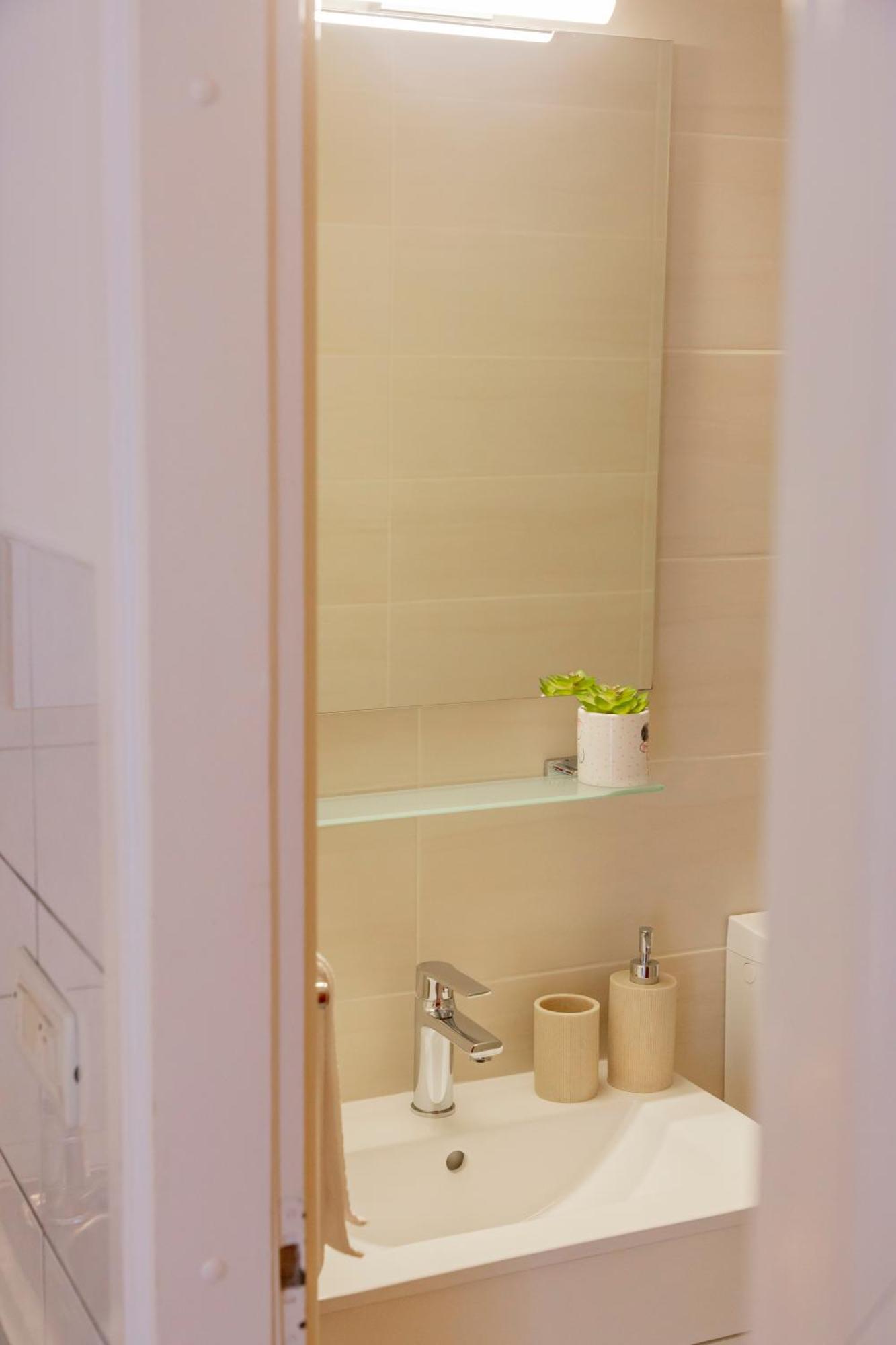 Baska Voda Apartments - Steps From The Beach, Free Parking, Central Location Baška Voda Exterior foto