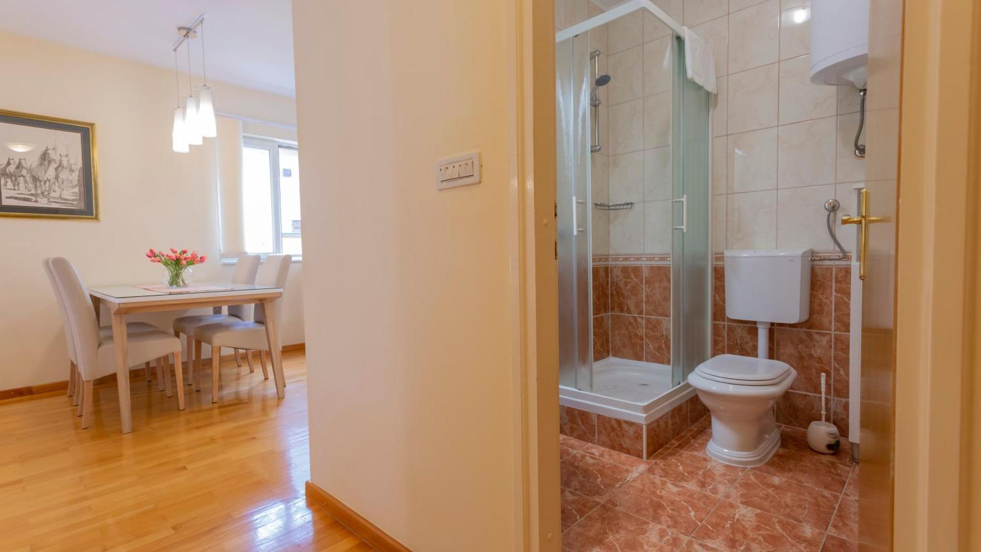 Baska Voda Apartments - Steps From The Beach, Free Parking, Central Location Baška Voda Exterior foto