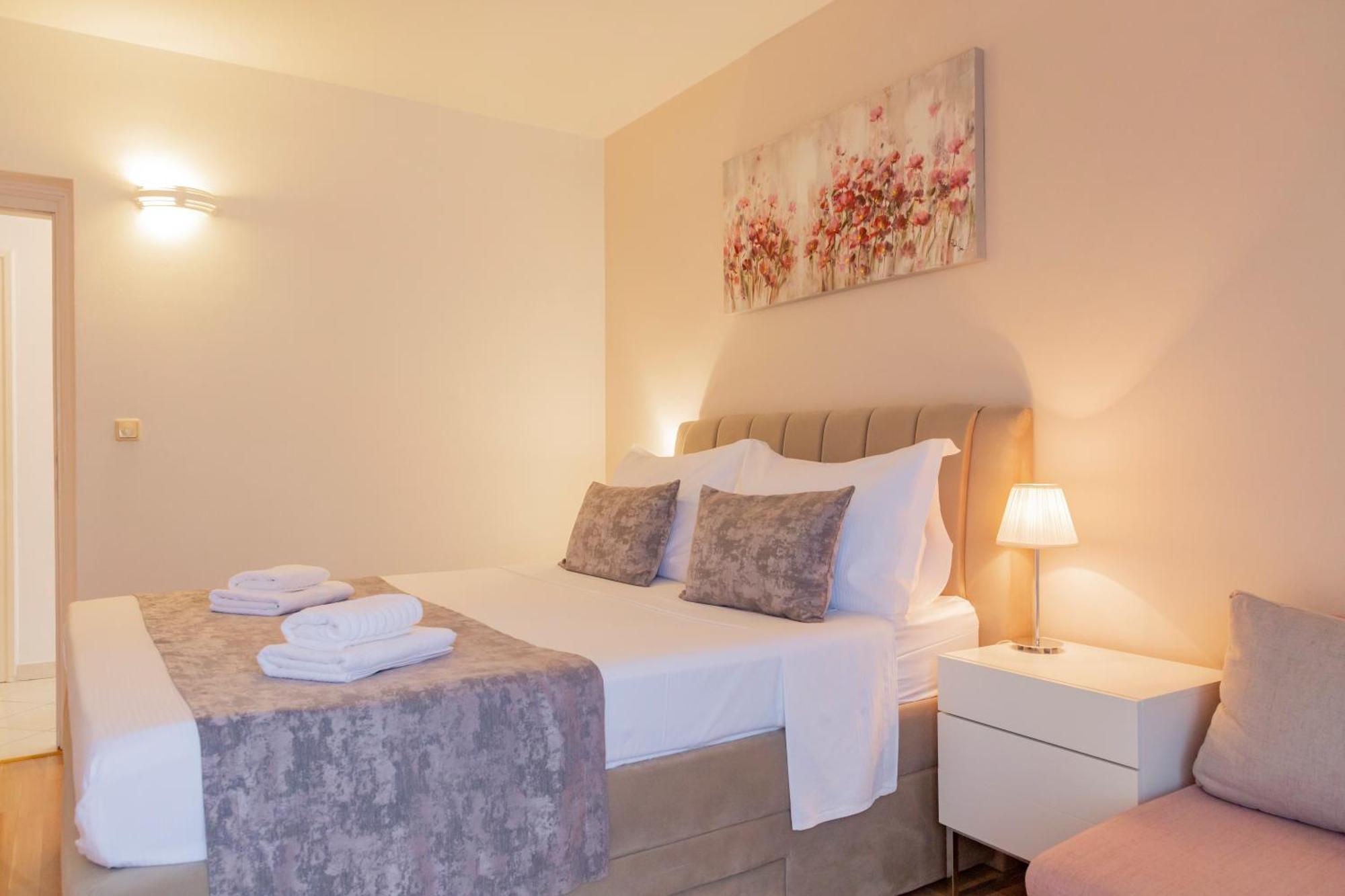 Baska Voda Apartments - Steps From The Beach, Free Parking, Central Location Baška Voda Exterior foto