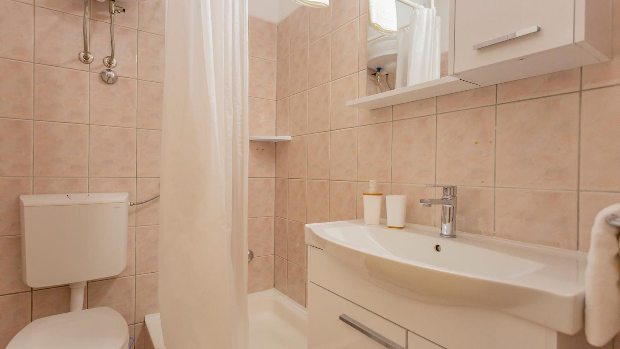 Baska Voda Apartments - Steps From The Beach, Free Parking, Central Location Baška Voda Exterior foto