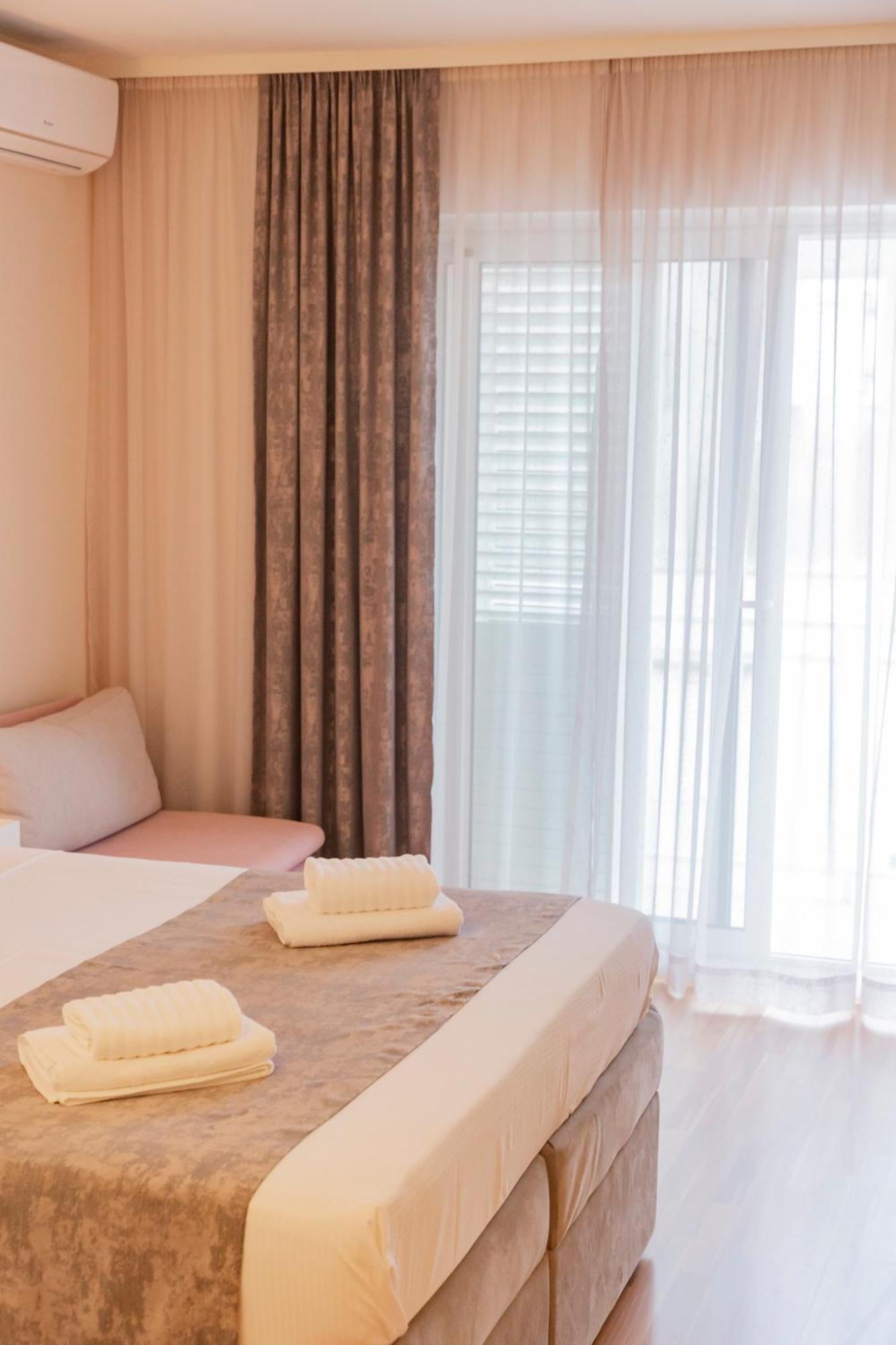 Baska Voda Apartments - Steps From The Beach, Free Parking, Central Location Baška Voda Exterior foto