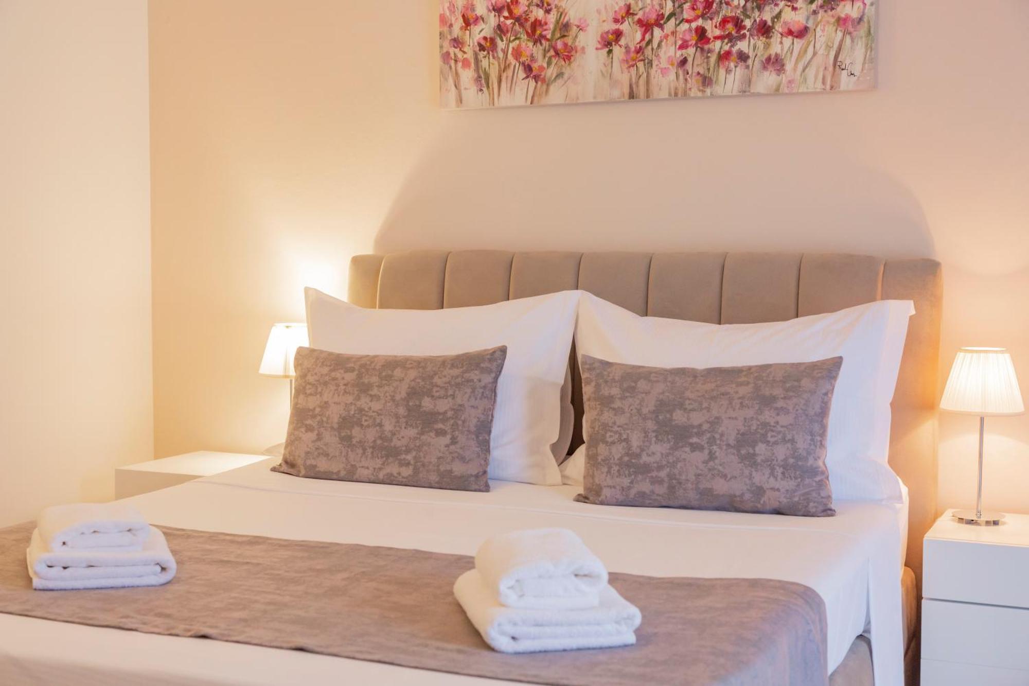 Baska Voda Apartments - Steps From The Beach, Free Parking, Central Location Baška Voda Exterior foto