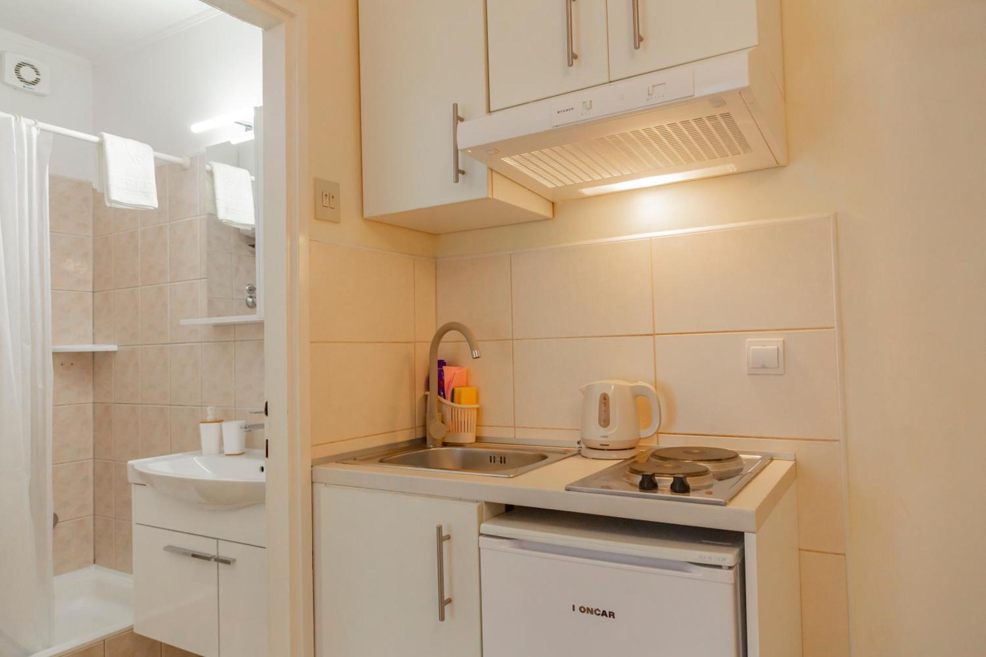 Baska Voda Apartments - Steps From The Beach, Free Parking, Central Location Baška Voda Exterior foto