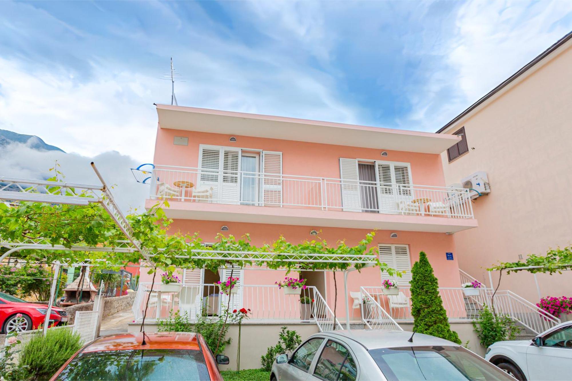 Baska Voda Apartments - Steps From The Beach, Free Parking, Central Location Baška Voda Exterior foto